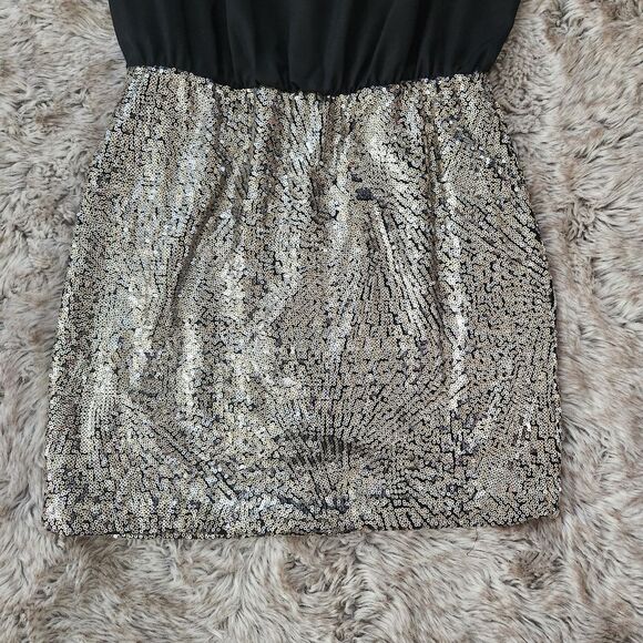 As U Wish Silver Sequin Bodycon Mini Dress‎ Size Medium - Picture 2 of 10
